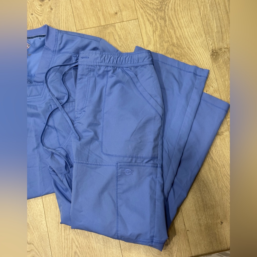 Dickies Men's Blue Scrub set